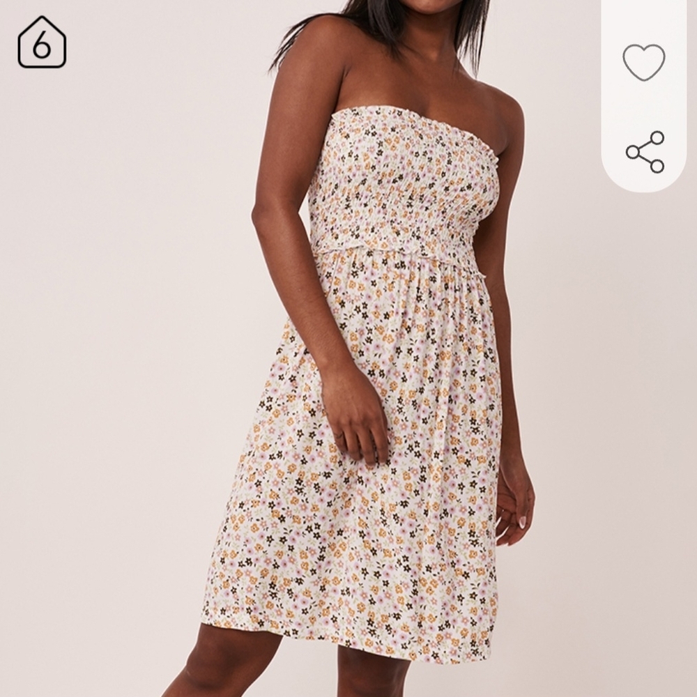 NWT La Vie En Rose Cream Floral Strapless Dress Size M